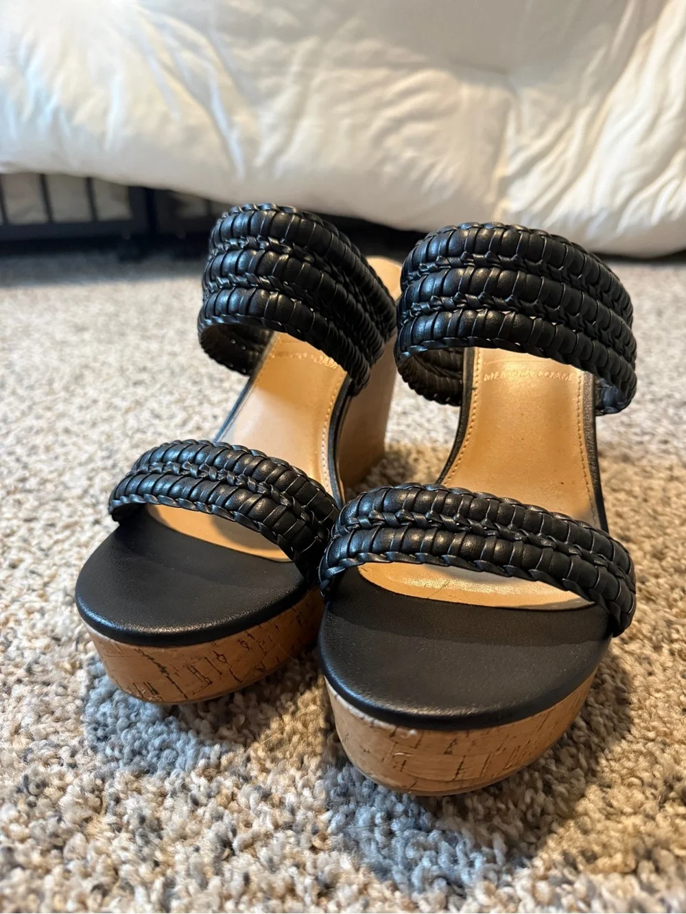 LC Lauren Conrad stylish black